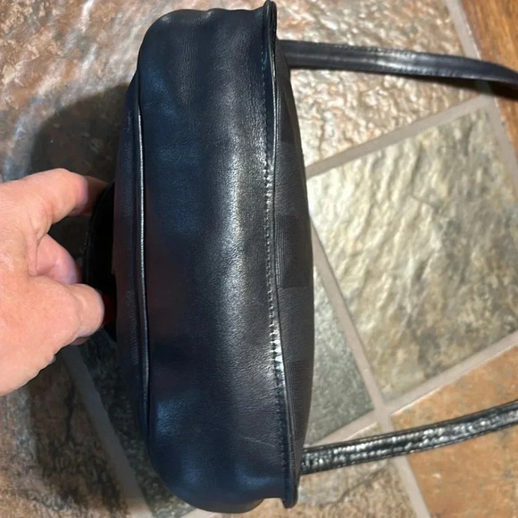 Vintage Fendi Crossbody - GUC - Picture 10 of 14